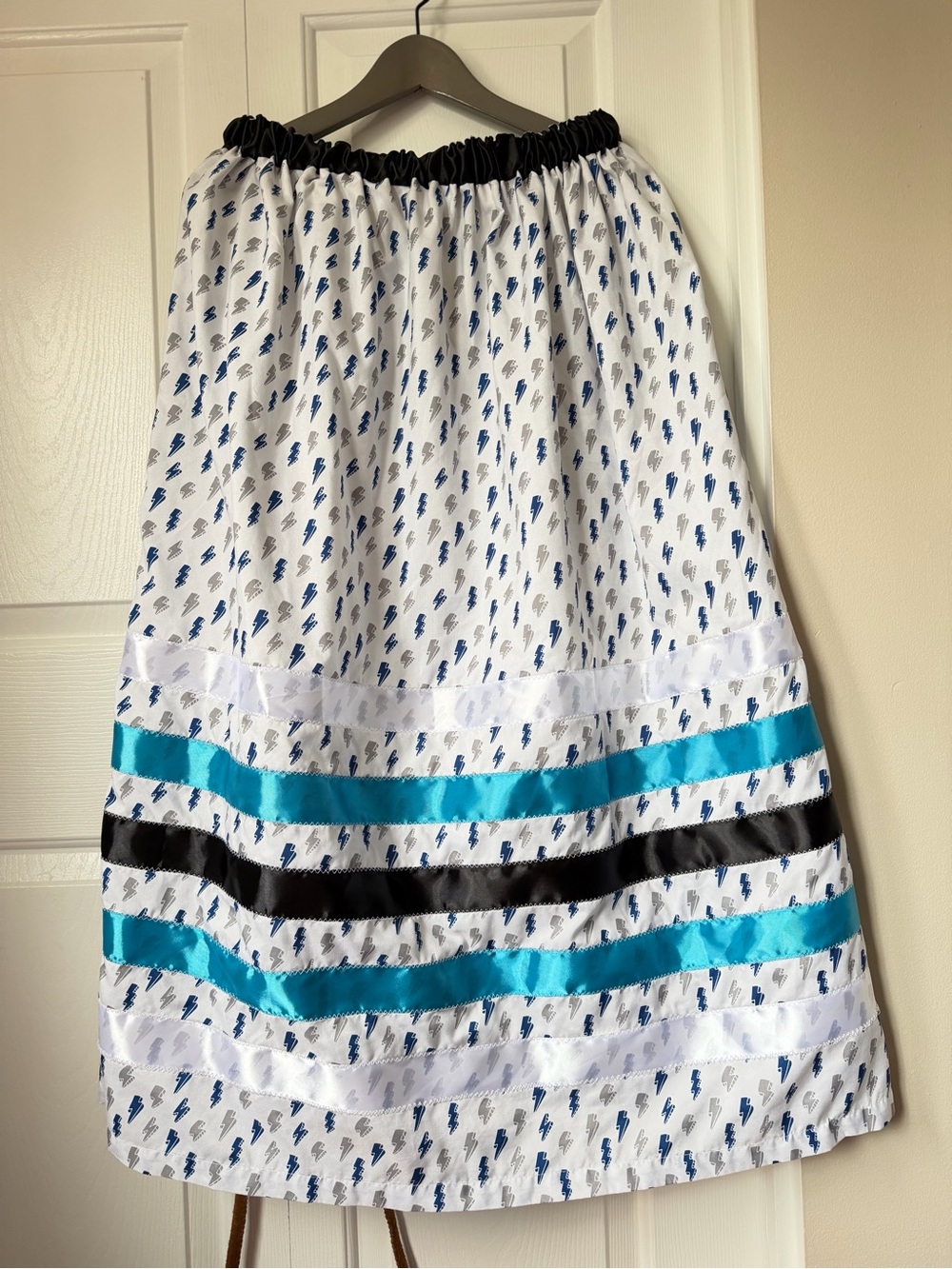 Mi’kmaq Designs Native Handmade Ribbon Skirt - Lightning Bolt Blue White (M)